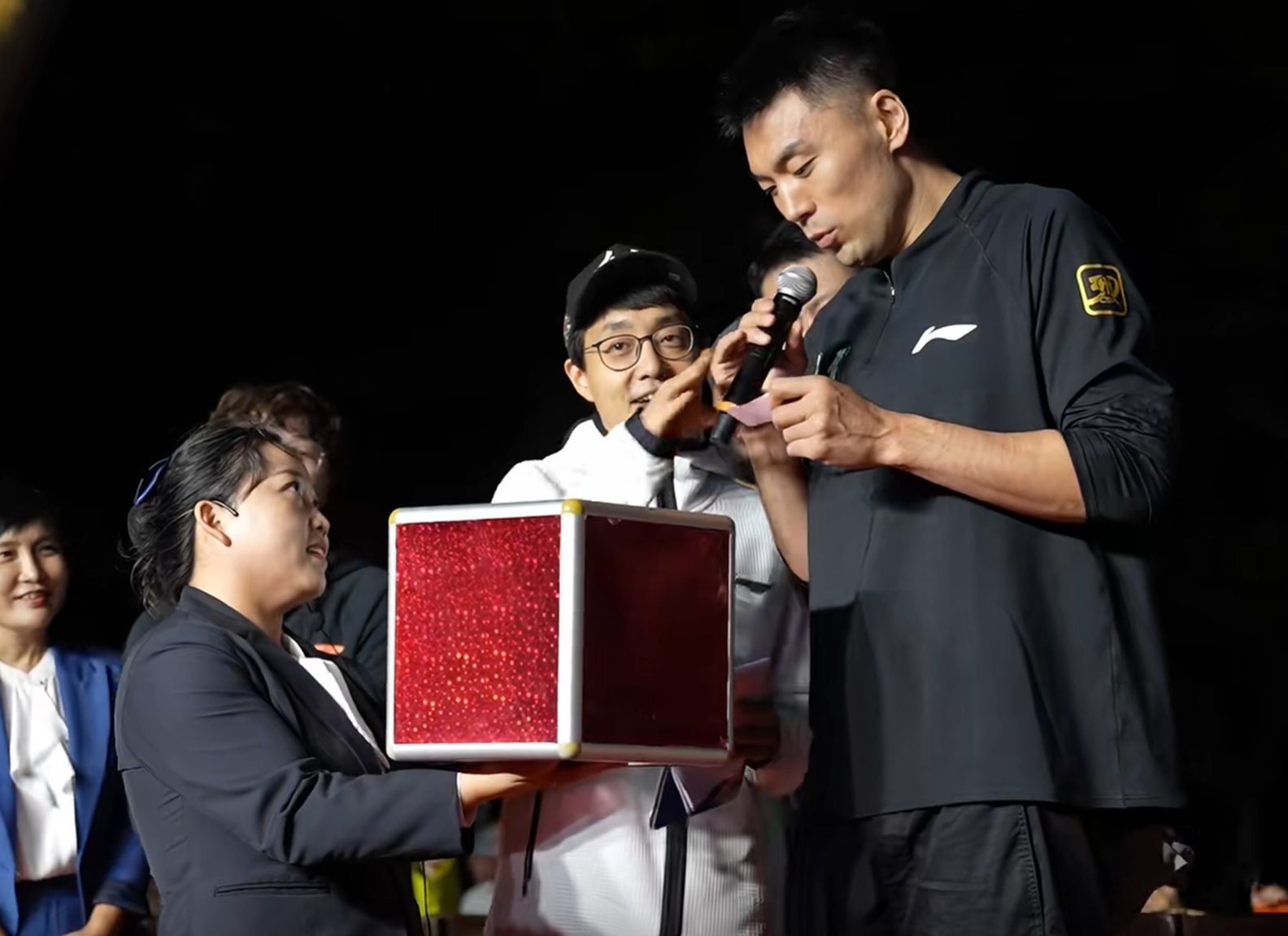 不弃, 今天, 是我们赛场 不弃, 今天, 是我们赛场