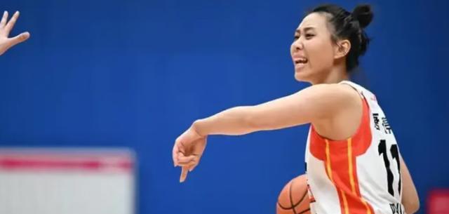 img, 来作为女篮